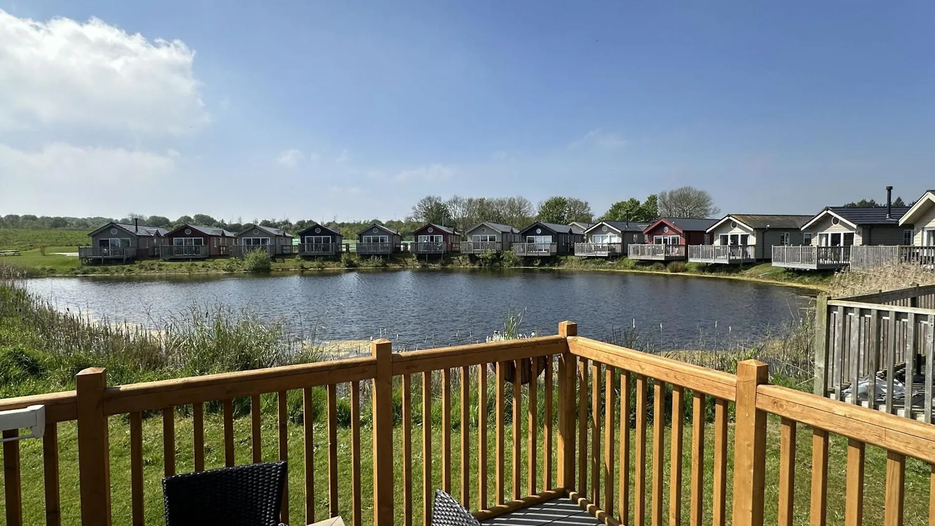Low Lake Lodge Reighton